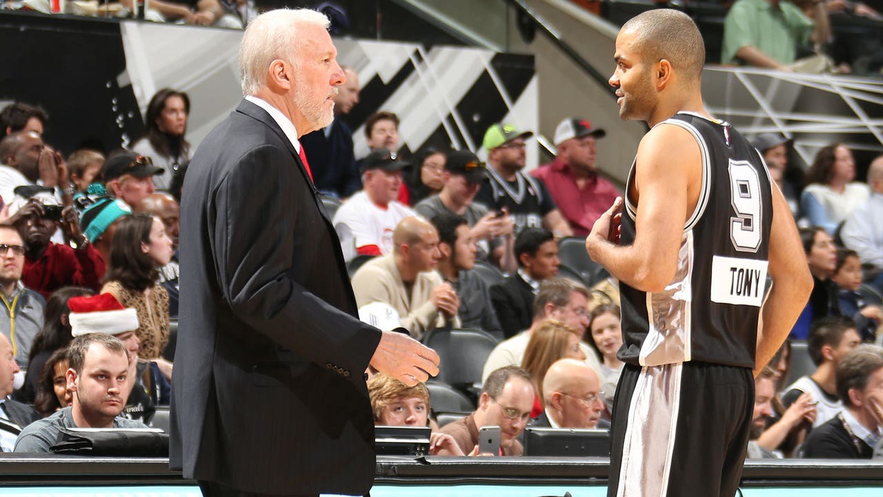 Popovich could hit 1,000 career wins with victory over Raptors